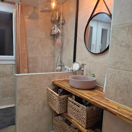 Maison Bord De Avec 2 Et Grande Mezzanine * アグド