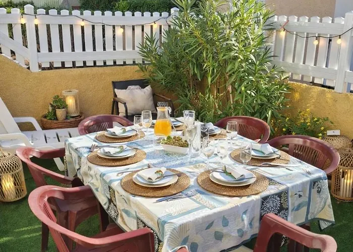 Maison Bord De Avec 2 Et Grande Mezzanine Сasa de vacaciones *